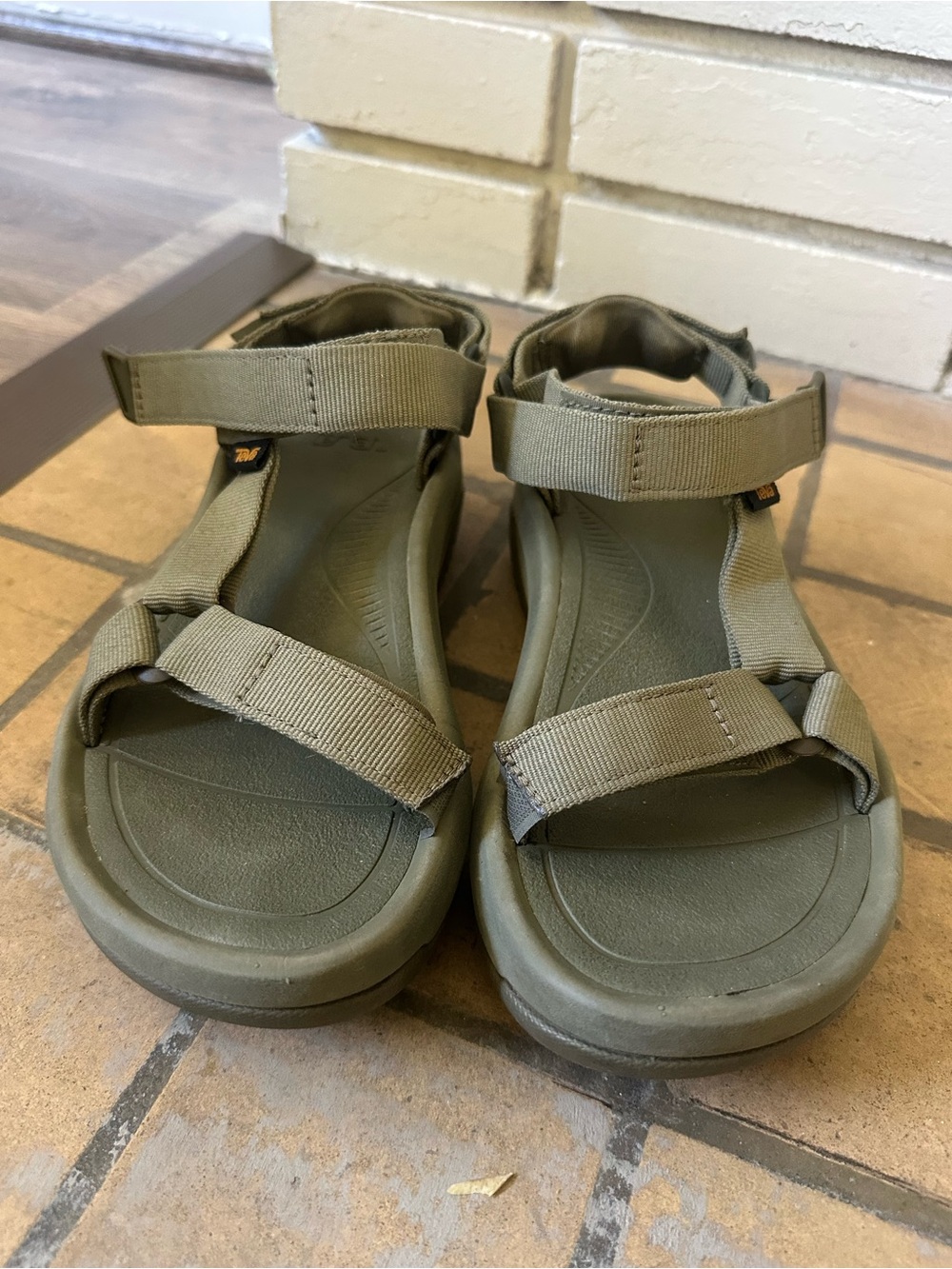 Teva Hurricane XL2 Ampsole Sandals - Picture 2 of 7